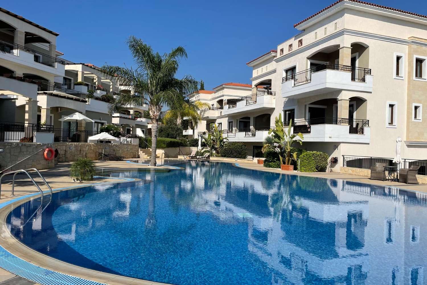 Appartamento Eleona's Royal Gardens By Yiota - Luxury 2 Bed In Exclusive Complex *
